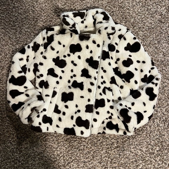 12th Tribe Black and White Teddy Jacket - Picture 2 of 4